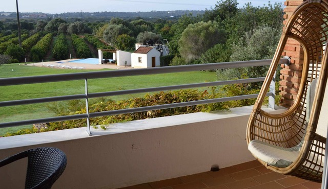 Studio with pool view (2 guests)