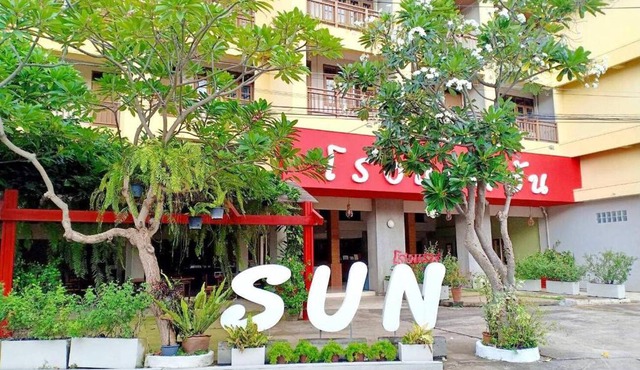 Sun Hotel