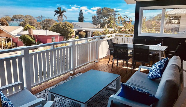 Sunset Blue - Currarong Beach House - 3 bedroom + bunk room. Perfect location