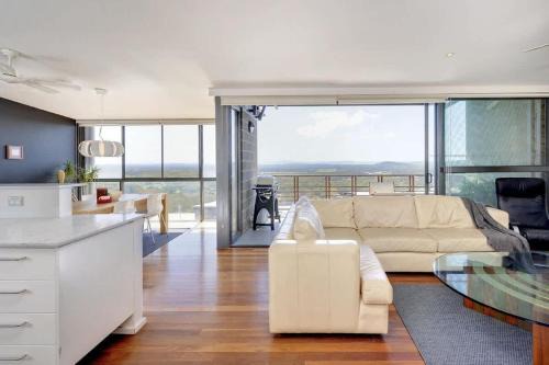 Sunset Ridge - Ocean & Hinterland View 3 Bedroom Escape