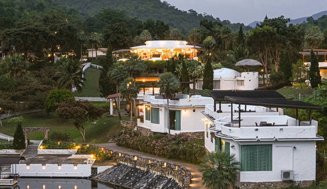 Swiss Valley Hip Resort