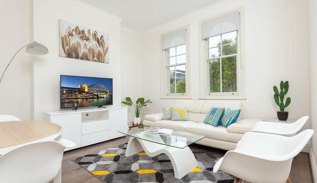 SYDNEY Stunning Home 2