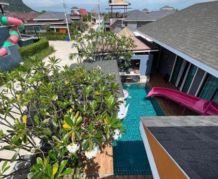 Takky Beach Pool Villa Cha-Am