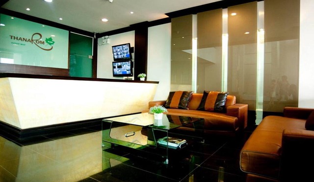 Thanarom Place