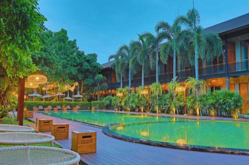 The Buffalo Amphawa