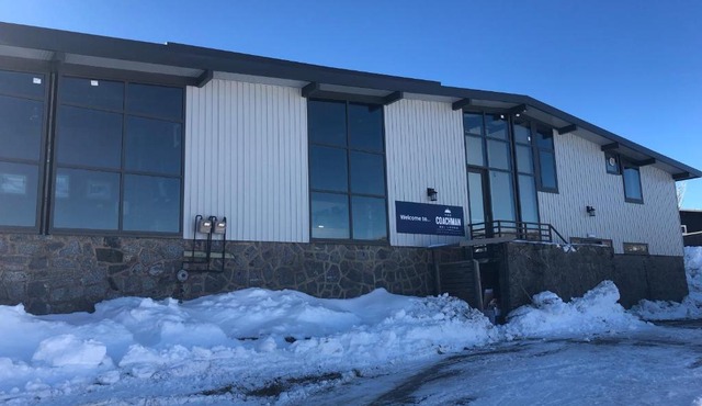 The Coachman Ski Lodge