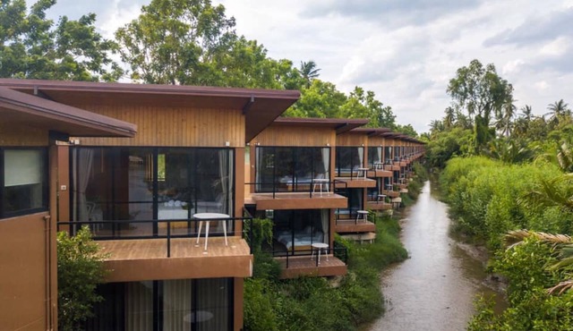 The Grace Amphawa Resort