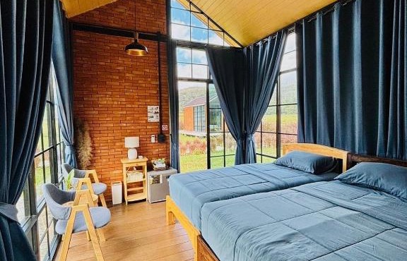 The Maewin Coffee & Cottage Economy Family Room