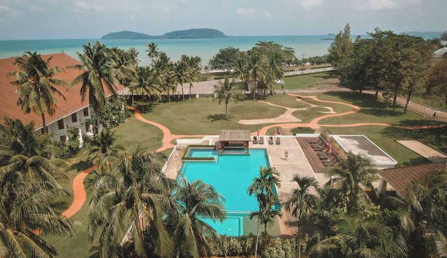The Nouveau Chumphon Beach Resort & Golf
