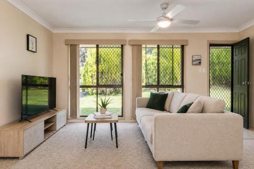 The Sunny Brick Cottage | Bright Home w/Patio