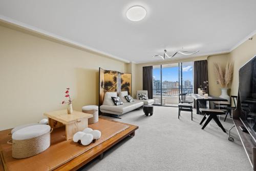 The Woodtopia | CBD | Parking | Gym | Pool