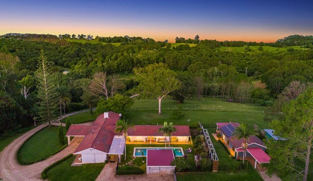 🌿 Tin Horse Ranch – Private Byron Hinterland Estate | Pool | Sleeps up to 20