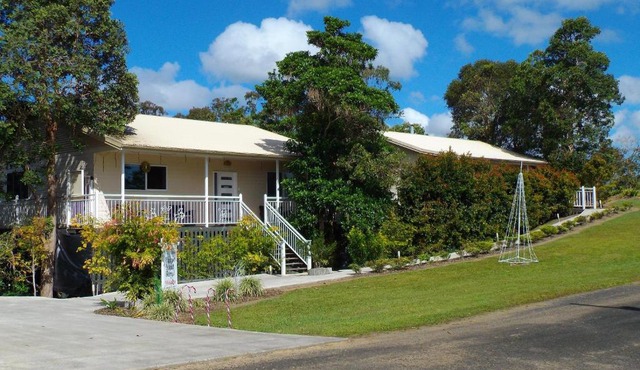 Tinaroo Sunset Retreat