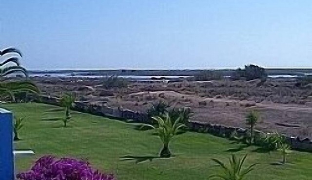 Top Floor, 2 Bedroom, 2 Bathroom Apt. - In front of the Lagoon - Golden Clube