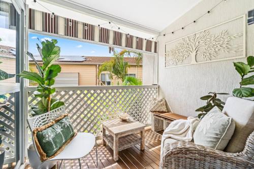 Torquay Boutique - Steps to the Beach, Dining & Bars