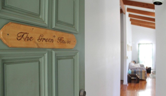 Tranquil Bay South Rosedale - The Green House awaits you.