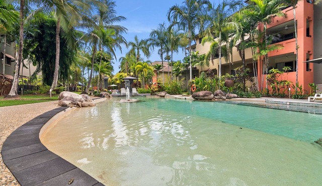 Tropical Apartment w/9 Resort Pools & BBQ Area