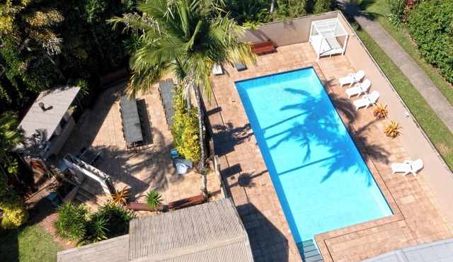 Tropical Hibiscus Caravan Park