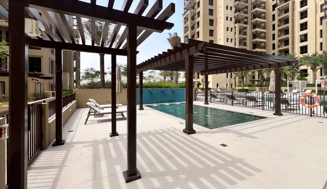 Upscale 2BR w Partial Burj Al Arab Views!