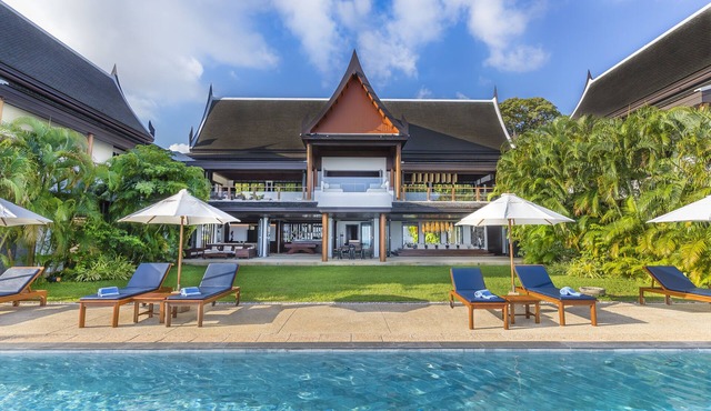 Villa Aye