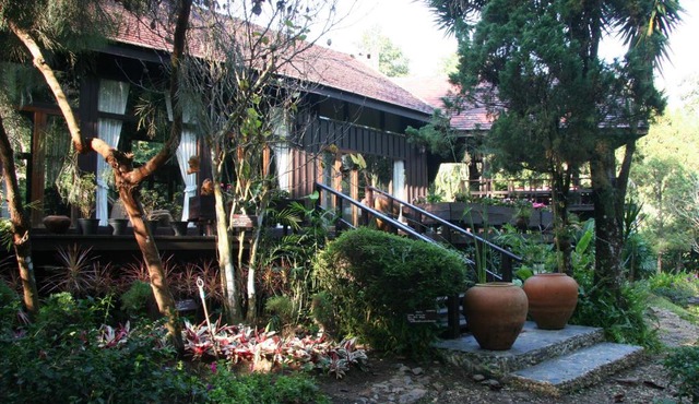 Villa Darakorn Hill Country House