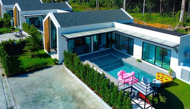 Villa Paramount 2