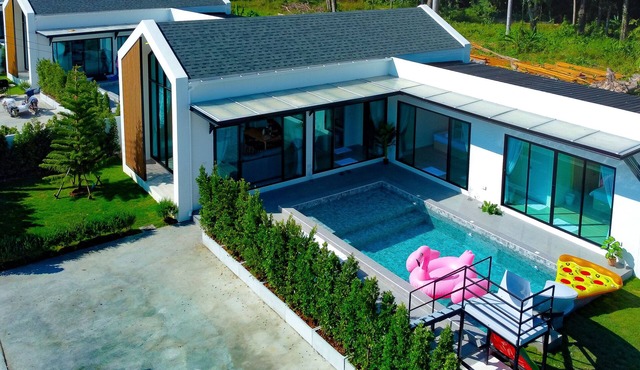 Villa Paramount 2