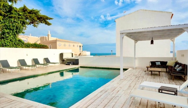 Villa sea view, 4 rooms, 10 persons, 350m sea, swimming pool, Jacuzzi, Clim