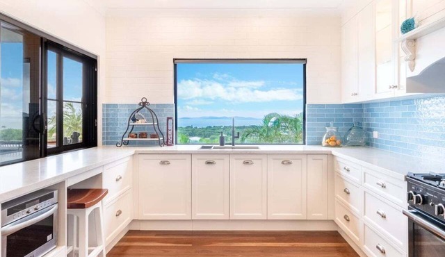 *Welcome to Pearl of the Coast: A Coastal Sanctuary of Luxury Living*
