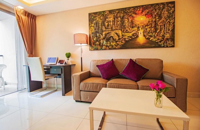Deluxe 1 bedroom apartment @Laguna Bay 2 Unit#2
