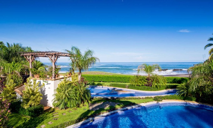 Junquillal House | 2183 m² House ∙ 5 bedrooms ∙ 10 guests