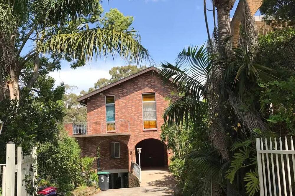 Photo of Outdoor in Padstow Heights