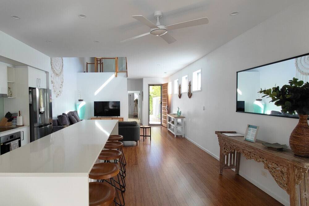 Photo of Others in Tugun