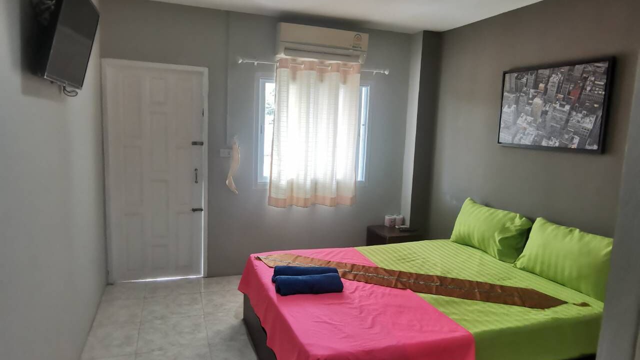 Photo of Bedroom in Haad Rin