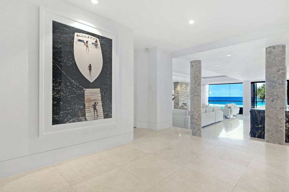 Photo of Bedroom in Main Beach