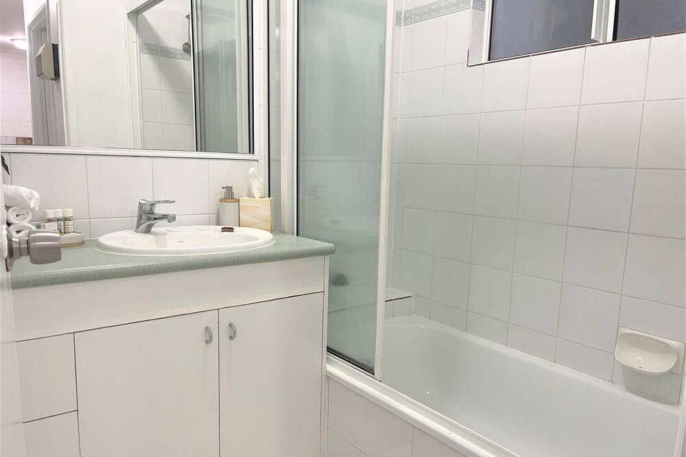 Photo of Bathroom in Arcadia