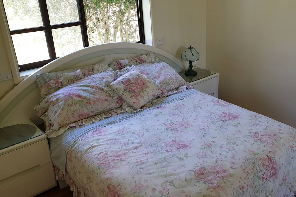 Photo of Bedroom in Kiama Downs
