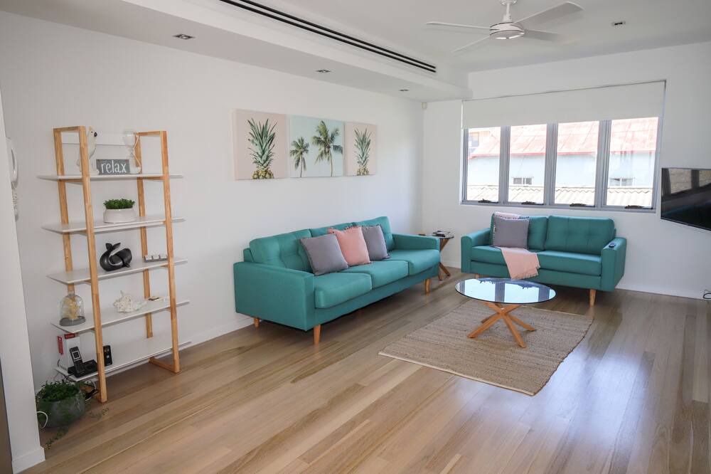 Photo of Livingroom in Palm Beach