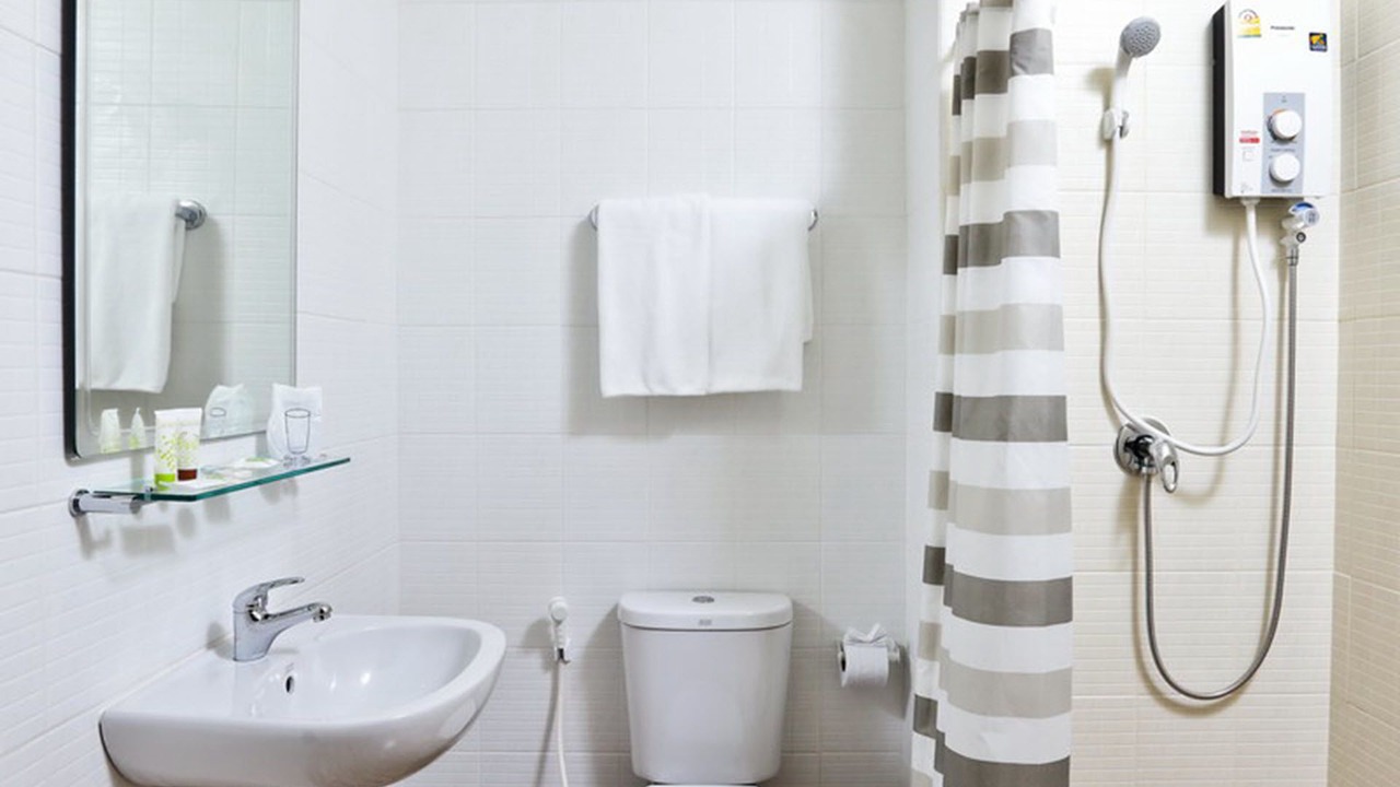 Photo of Bathroom in Map Yang Phon