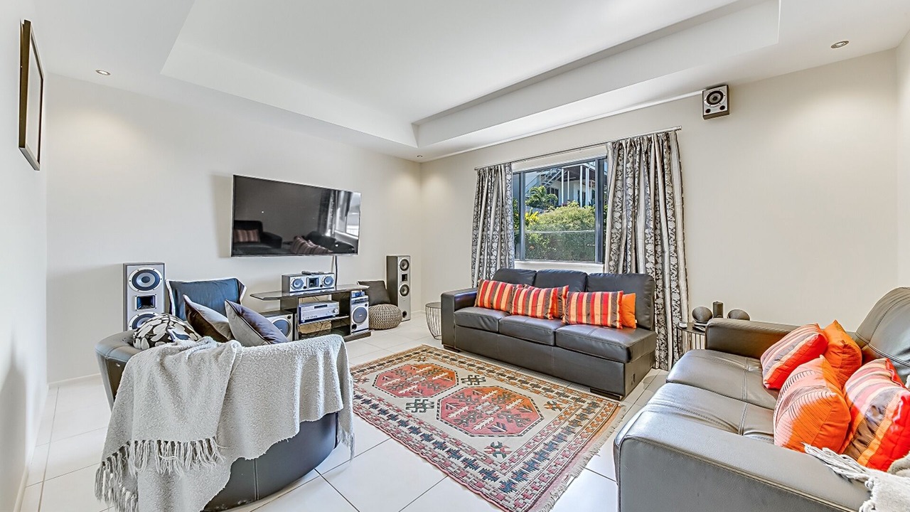 Photo of Livingroom in Yeppoon