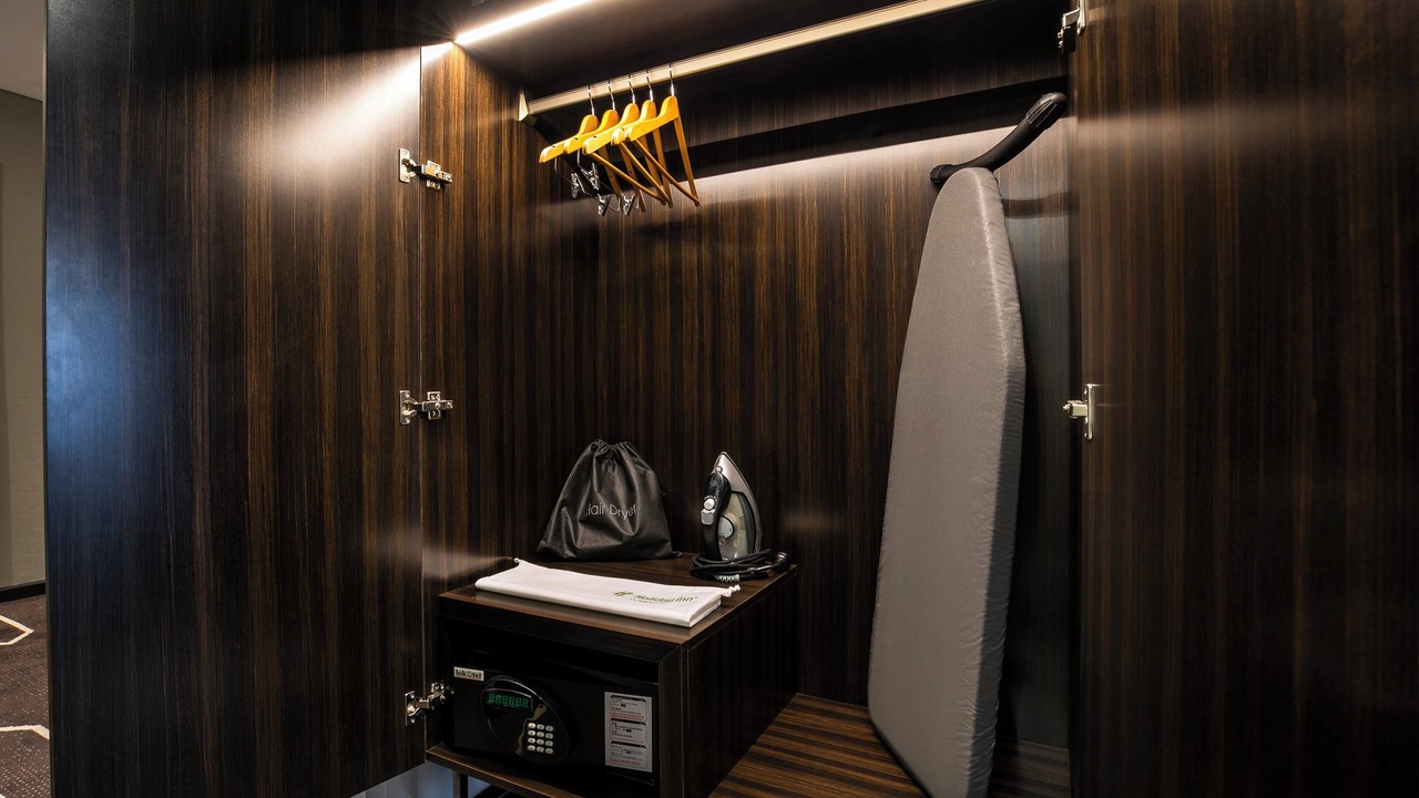 Photo of Bedroom in Mascot