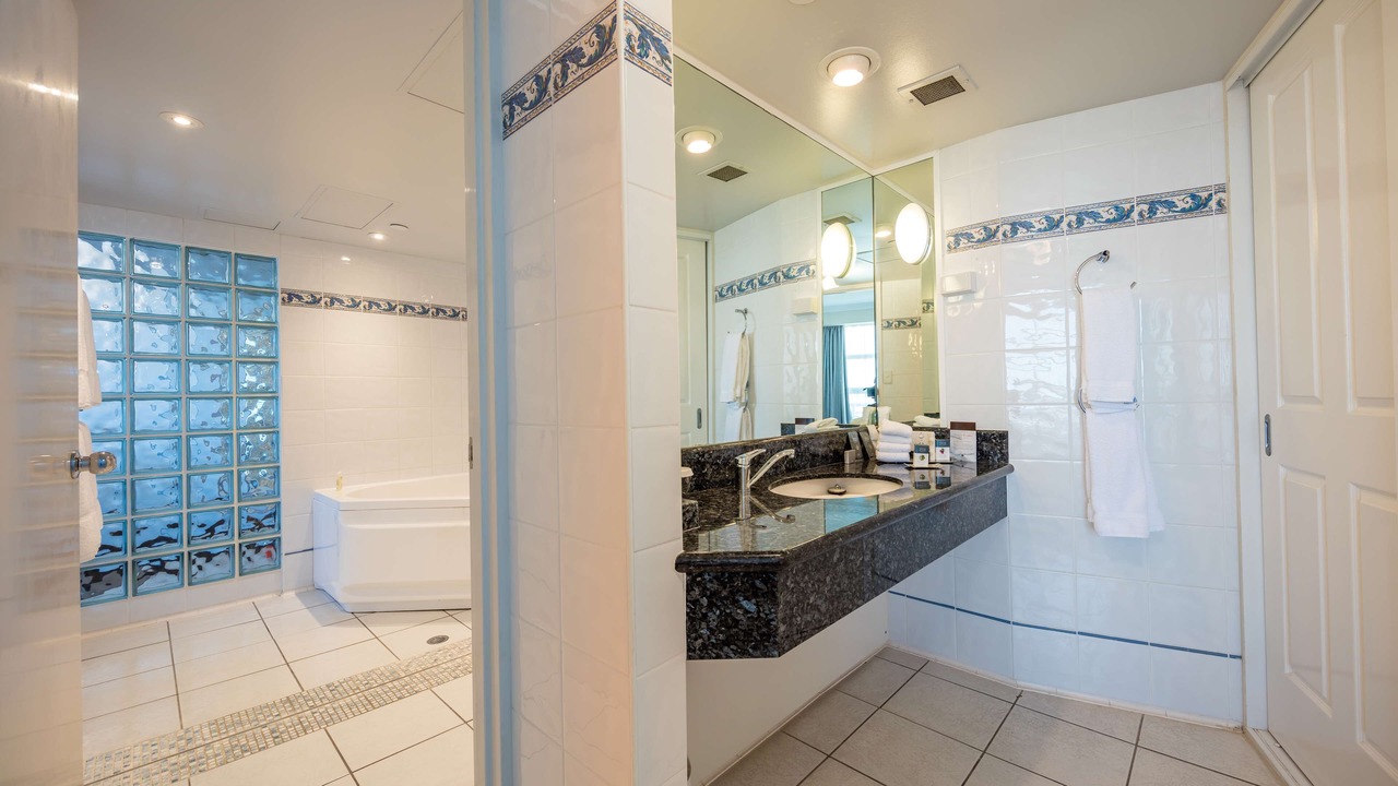 Photo of Bathroom in Cairns Central Business District