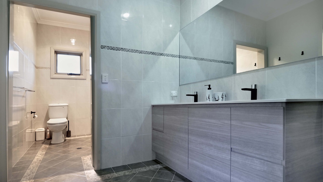 Photo of Bathroom in Charlotte Bay