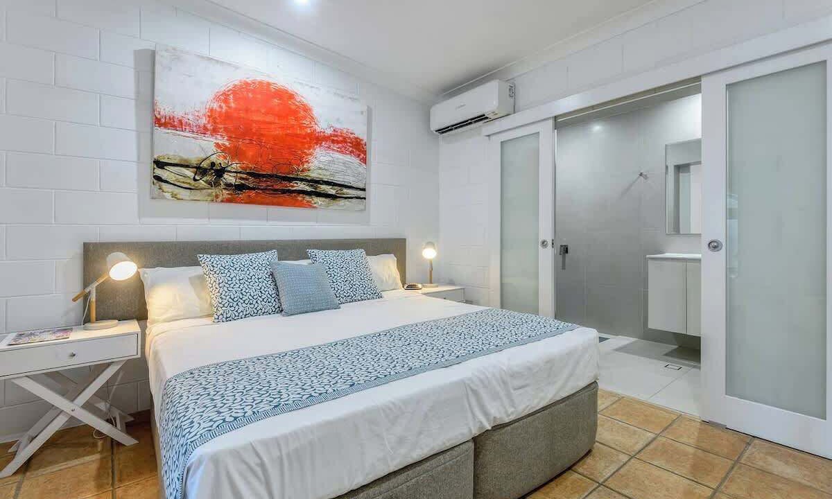 Photo of Bedroom in Palm Cove