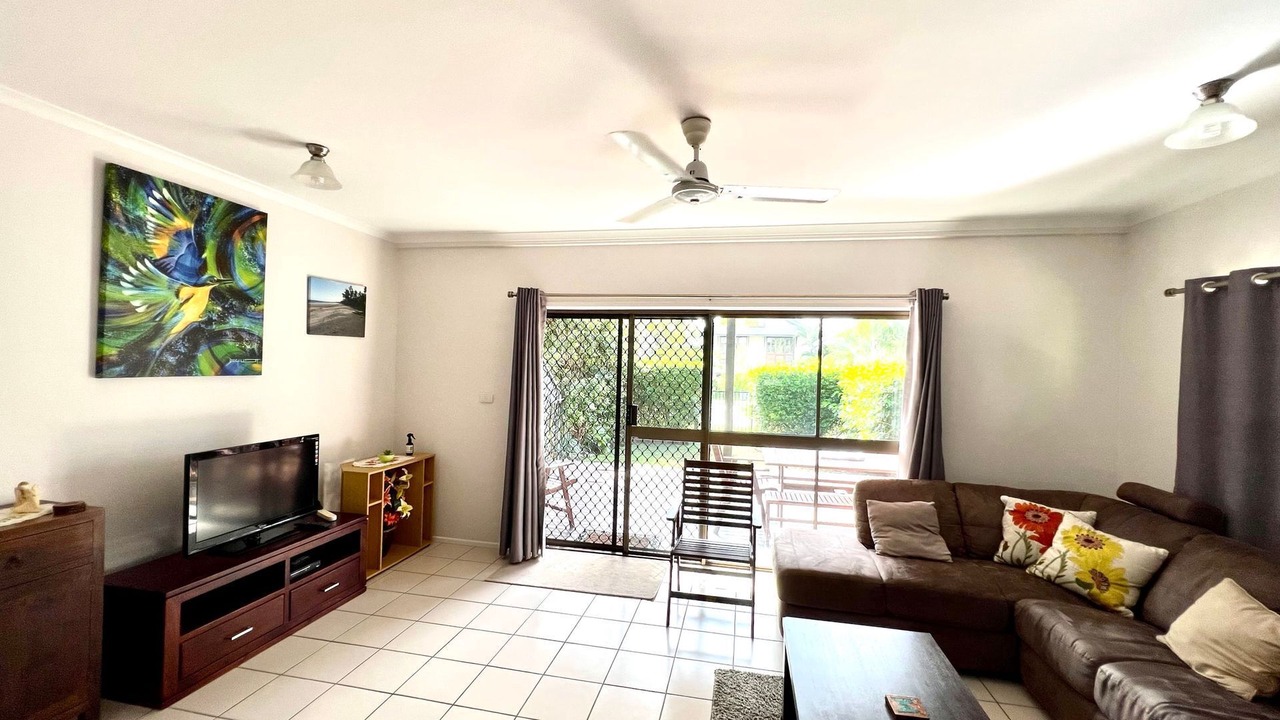 Photo of Livingroom in Wongaling Beach