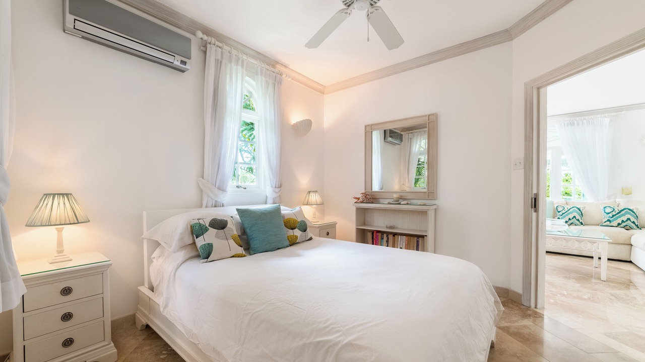 Photo of Bedroom in Merlin Bay