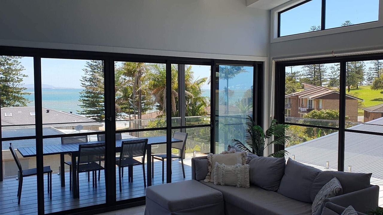 Photo of Livingroom in Black Head