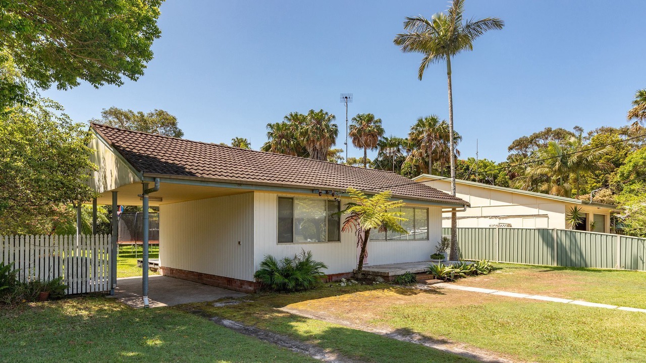 Photo of Outdoor in Elizabeth Beach