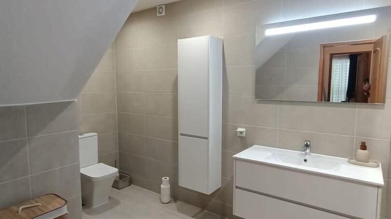 Photo of Bathroom in Budens