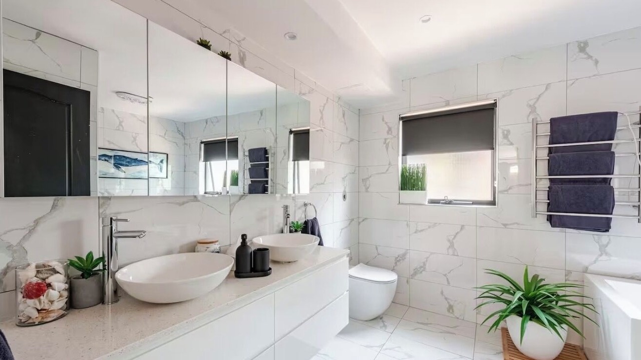 Photo of Bathroom in Kings Point